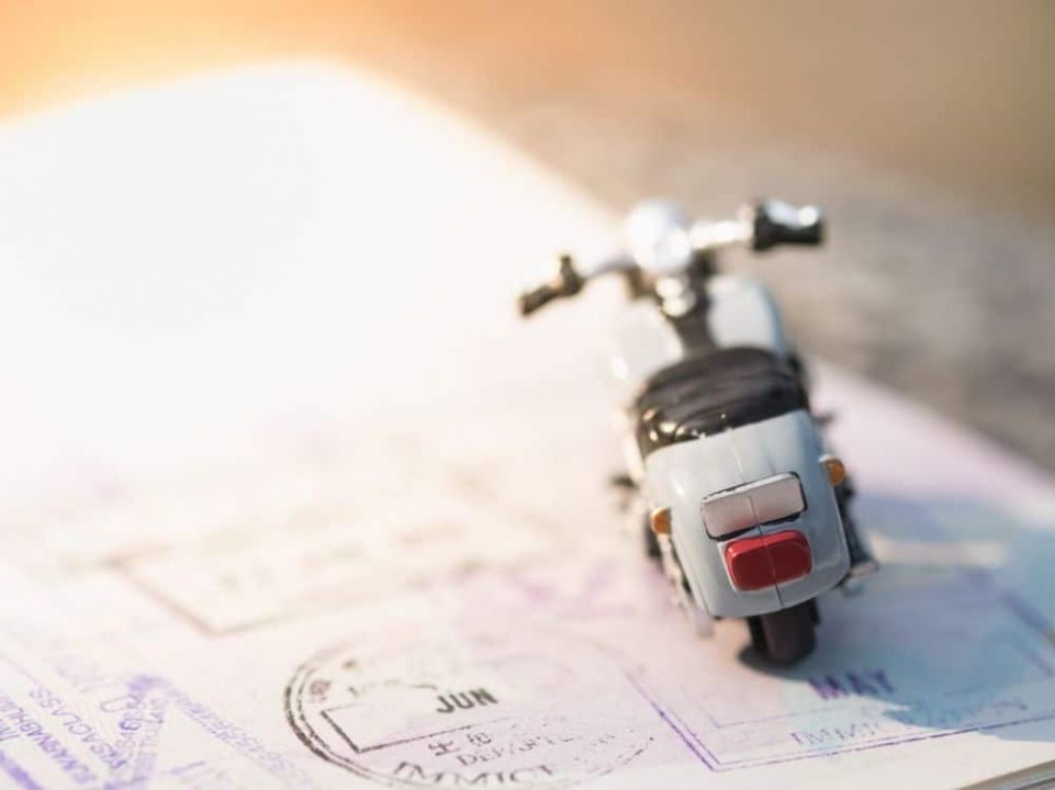découvrez nos formules d'assurance moto adaptées à tous les profils et budgets. protégez votre véhicule avec des garanties complètes, un service d'assistance 24/7 et des options personnalisables pour une tranquillité d'esprit sur la route.