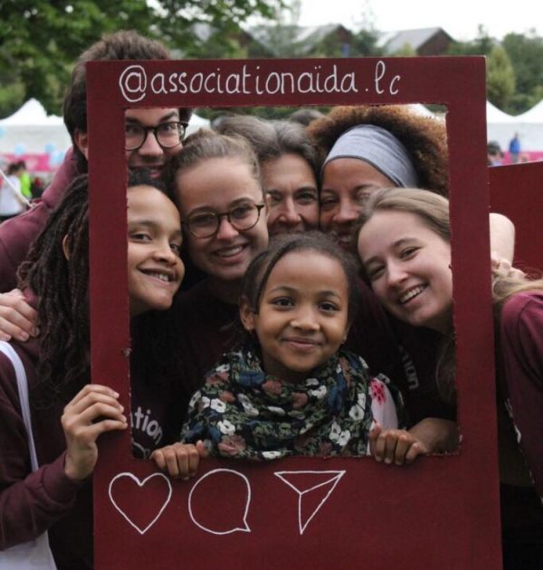 au cœur du mirail, une association accompagne et guide les jeunes vers un avenir meilleur grâce à des actions éducatives et sociales engagées.