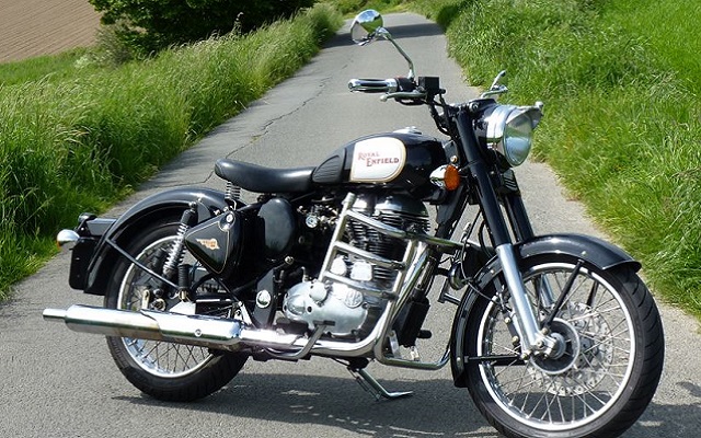 découvrez les différences entre les motos vendues en inde et en europe, leurs caractéristiques, performances et préférences des consommateurs dans ces deux marchés majeurs.