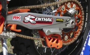 découvrez notre comparatif 2026 des meilleurs antivols moto, avec un guide complet conforme aux normes sra pour assurer la sécurité de votre véhicule.